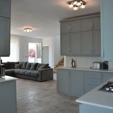 Dream, Bespoke, Modern Detached Villa